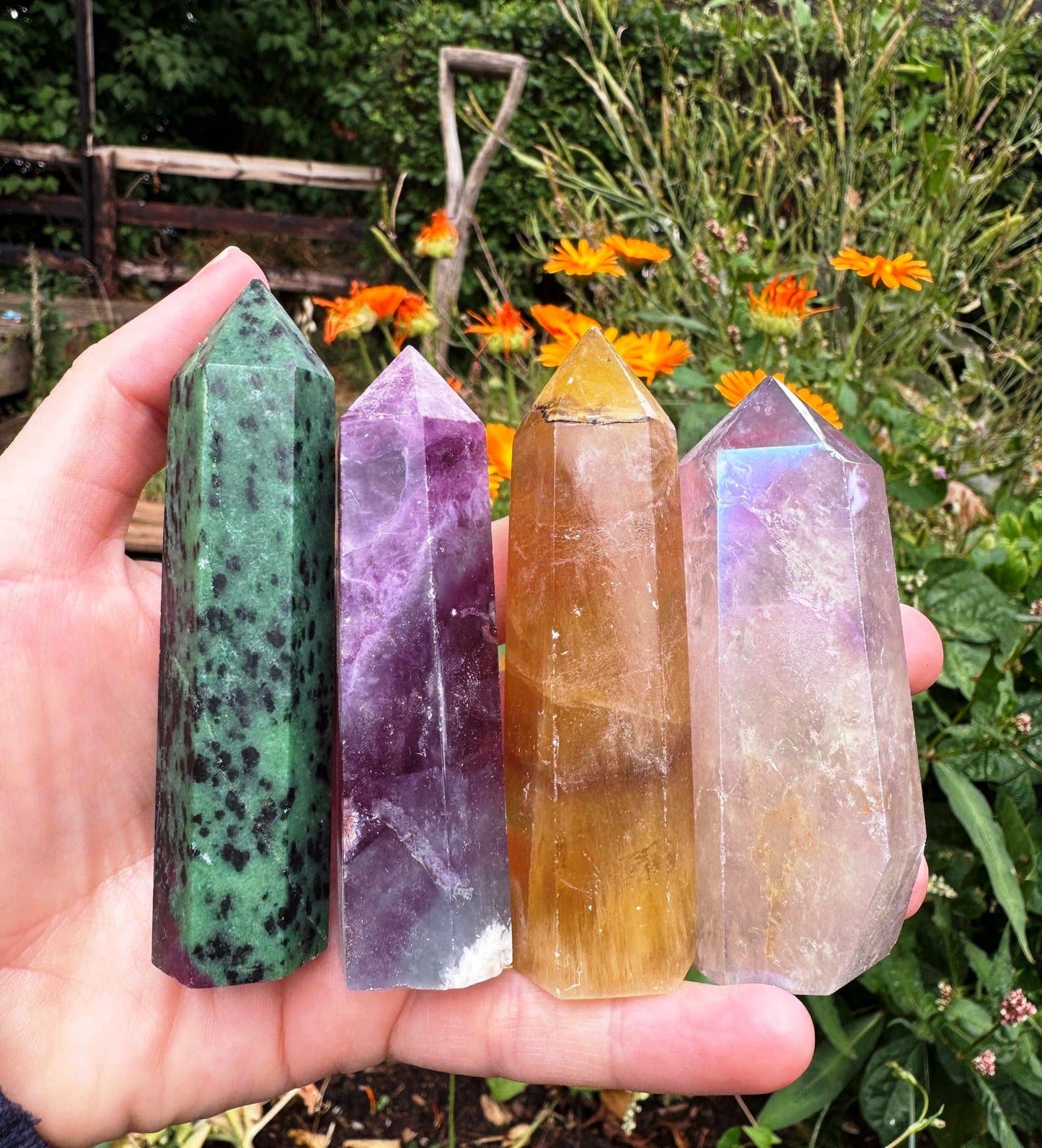 Gemstone tower 5 to 11cm mystery wand surprise crystal point