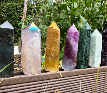 Gemstone tower 5 to 11cm mystery wand surprise crystal point